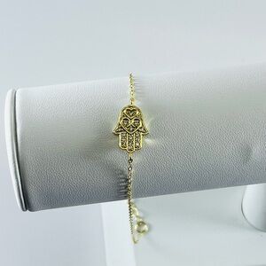 Giani Bernini Women's Cubic Zirconia
Hamsa Hand Ankle Bracelet